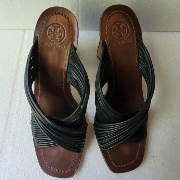Tory Burch Trendy Heeled Shoes with Elegant Straps Size 9M - Picture 5 of 9